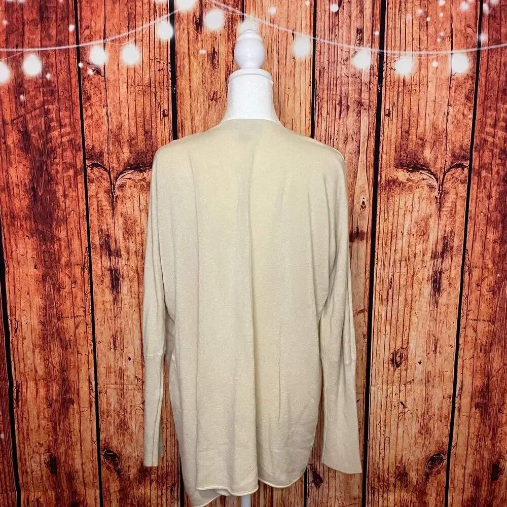 SALE!! Forever 21 cream crossover slouchy sweater women's size Medium FALL!